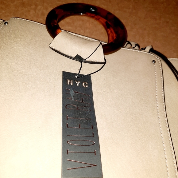 Violet ray tan purse - Picture 6 of 7